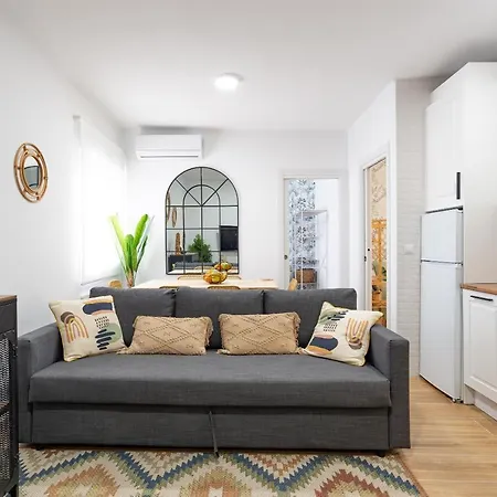 Cozy & Modern Malaga